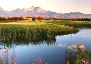 Black Stork Golf Resort<span class='vzdalenost'>(196 km od hotelu)</span>