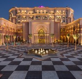 Emiráty-Emirates Palace Abu Dhabi
