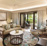 lemuria-seychelles-2016-ab-junior-suite-bedroom-01_hd