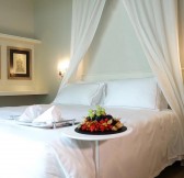 Italie-Lago-di-Garda-hotel-Splendido-Bay-Luxury-Spa-pokoj-2
