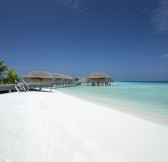 moofushi-maldives-2021-bs-beach-09_hd