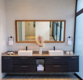 Emiraty-Dubai-Anantara_World_Islands_Dubai_Resort_Guest_Room_Junior_Beach_Pool_Suite_Twin_Vanity_Unit