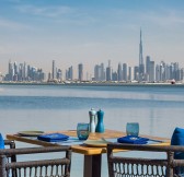 Emiraty-Dubai-Anantara_World_Islands_Dubai_Resort_Restaurant_Helios_Outdoor_Dining_for_Two