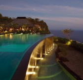 BALI - BULGARI RESORT - The Cliff Side Pool