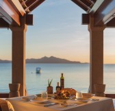 Amanpulo, Philippines - Dining, Beachclub, Table with View at sunset_23564