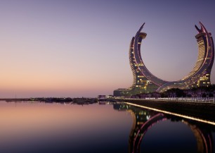 raffles doha *****