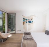 Azory-Sao-Miguel-White-Exclusive-Suites_Villas-pokoj-gallery-la-maison-suite-2