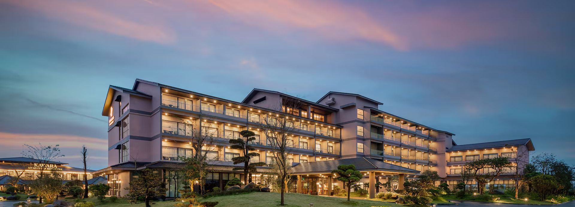 kobi onsen resort hue by melia  *****