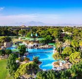 TURECKO - GLORIA VERDE - Main_Pool_02