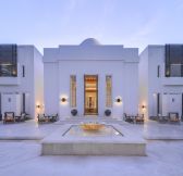 OMAN - THE CHEDI MUSCAT The_Club_Lounge