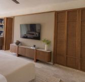 MEXIKO - ALILA MAYAKOBA - Closet-And-Tv-Bedroom